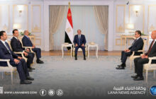 القائد العام للقوات المسلحة يلتقي الرئيس المصري لبحث تطورات الأوضاع في ليبيا