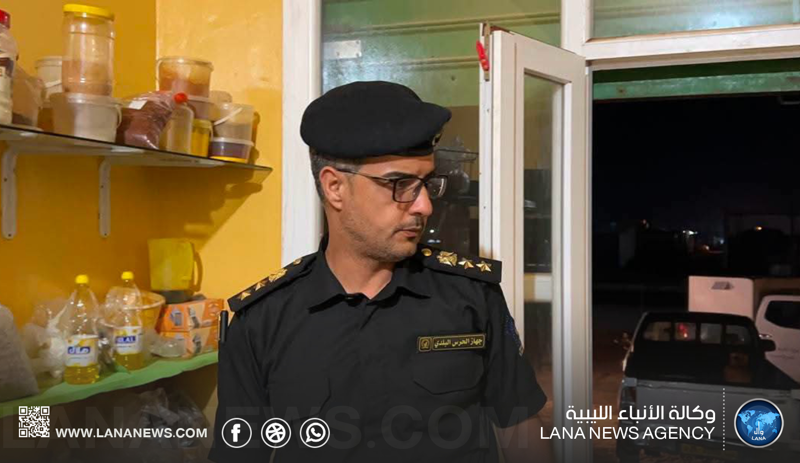 الحرس البلدي سرت يضبط مخالفات صحية ويغلق مصنعًا وموقعًا لإعداد الأطعمة
