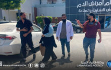مؤسستا بنك الطفل ووامعتصماه تزوران أطفال الأورام بمستشفى الأطفال ببنغازي