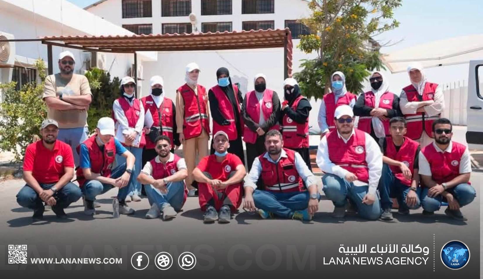 الهلال الأحمر ببنغازي يقدم مساعدات لمهاجري مركز إيواء قنفودة