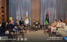 القائد العام يبحث مع السفير الفرنسي التعاون وتوحيد المؤسسات