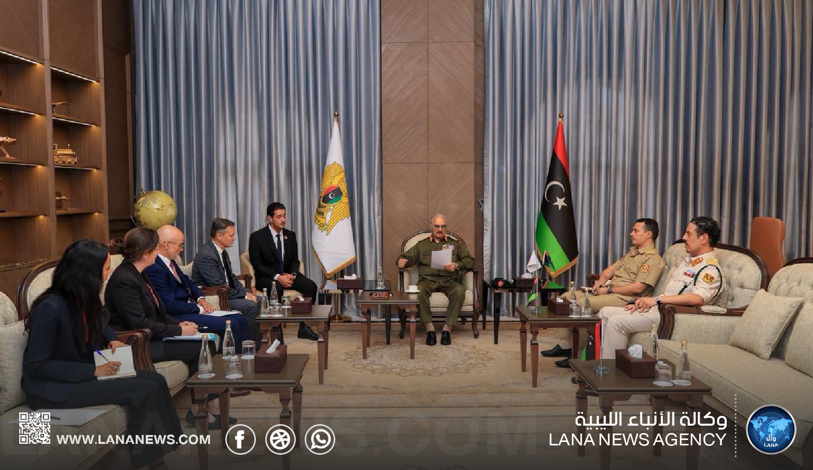 القائد العام يبحث مع السفير الفرنسي التعاون وتوحيد المؤسسات