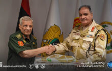 إجراء مراسم التسليم والاستلام لرئاسة أركان القوات البرية بين اللواء ركن عبدالسلام الحاسي واللواء ركن عبدالغني كشبور