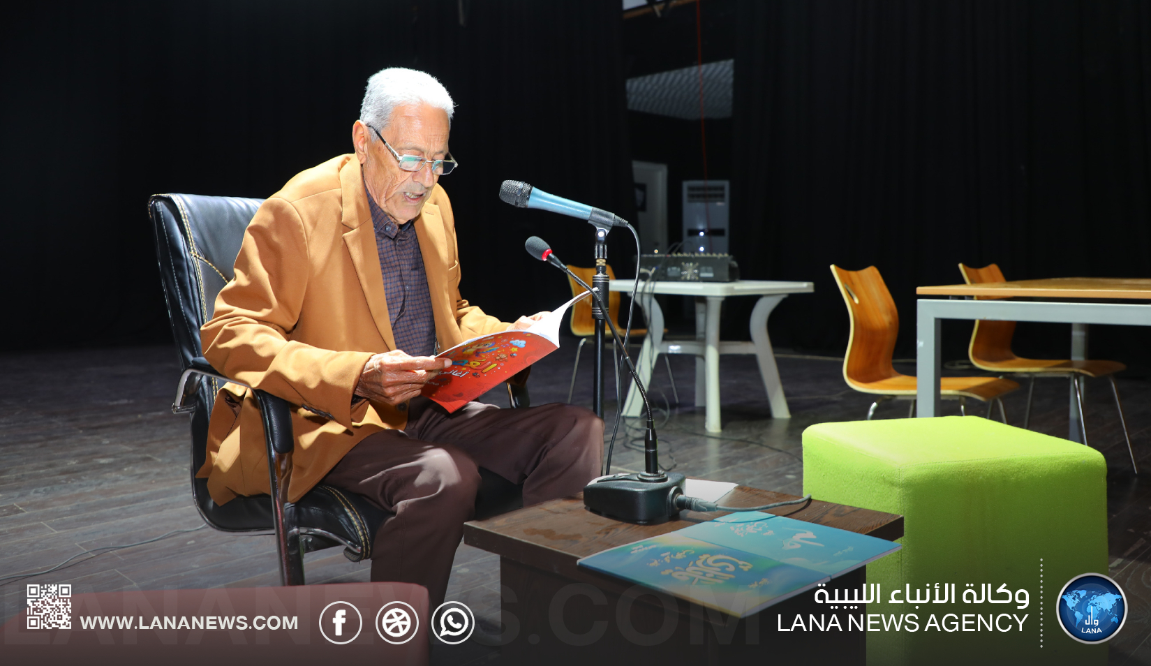 مركز السلام الثقافي في بنغازي يحتفي بإصدار ثلاثة دواوين للشاعر محمد الطيب