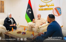 العقوري تبحث مع بلدية سبها دعم الأسر وتذليل الصعوبات