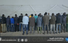 ضبط مهاجرين غير شرعيين وترحيلهم من الواحات والجبل الأخضر